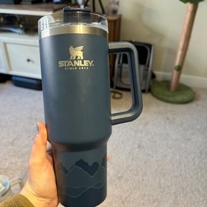 Stanley Dusk Landscape 40 oz